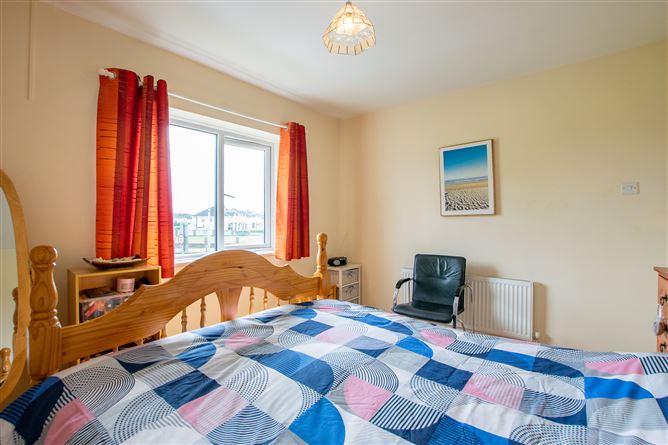 2 Derrygreenagh Park, Rochfortbridge, Westmeath