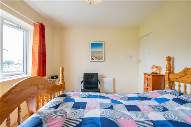 2 Derrygreenagh Park, Rochfortbridge, Westmeath
