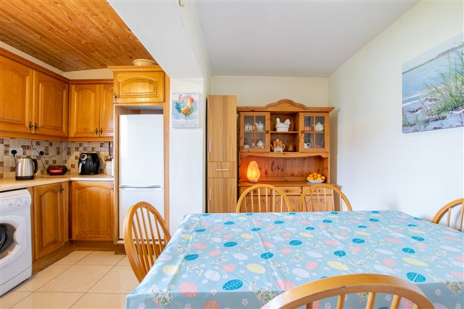 2 Derrygreenagh Park, Rochfortbridge, Westmeath