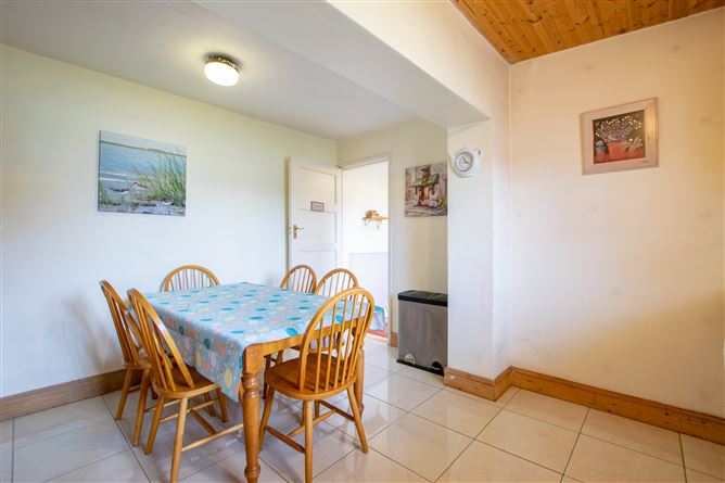 2 Derrygreenagh Park, Rochfortbridge, Westmeath
