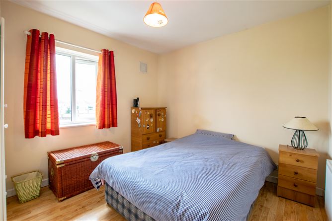 2 Derrygreenagh Park, Rochfortbridge, Westmeath