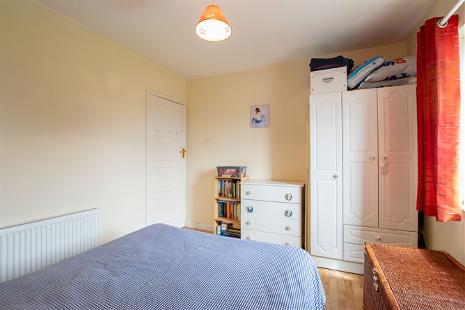 2 Derrygreenagh Park, Rochfortbridge, Westmeath