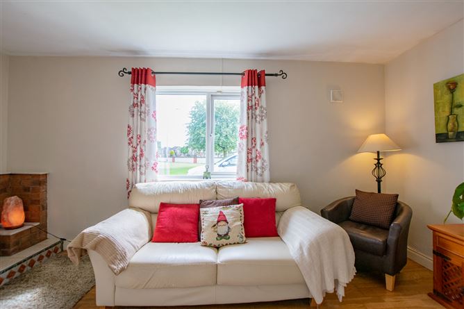 2 Derrygreenagh Park, Rochfortbridge, Westmeath