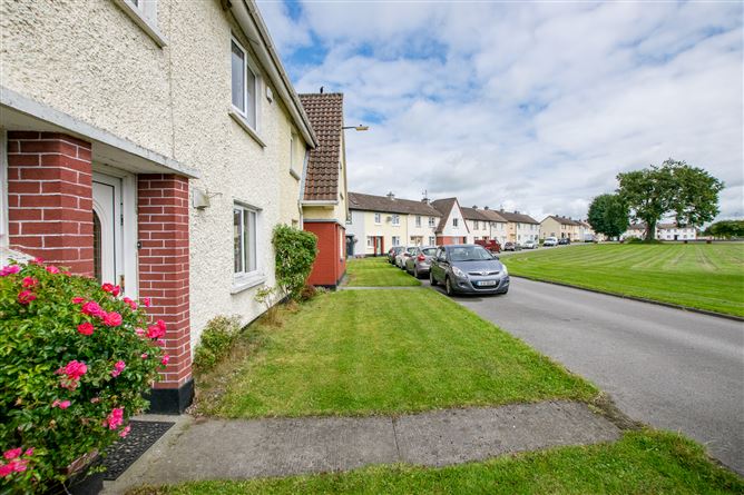 2 Derrygreenagh Park, Rochfortbridge, Westmeath