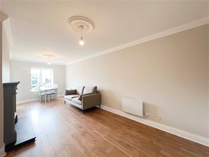 Apartment 144, The Berkeley Block, Pembroke Square, Grand Canal Dk, Dublin 4