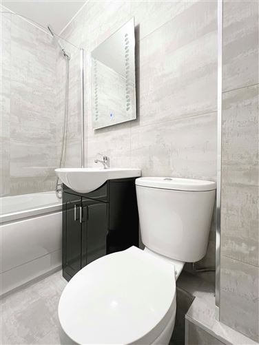 Apartment 144, The Berkeley Block, Pembroke Square, Grand Canal Dk, Dublin 4