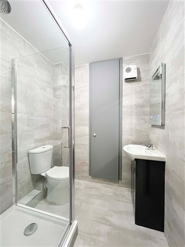 Apartment 144, The Berkeley Block, Pembroke Square, Grand Canal Dk, Dublin 4