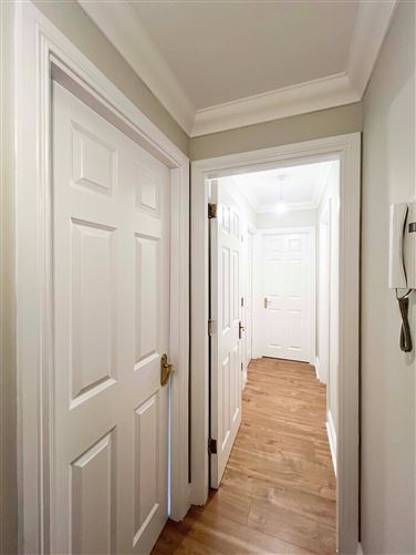 Apartment 144, The Berkeley Block, Pembroke Square, Grand Canal Dk, Dublin 4