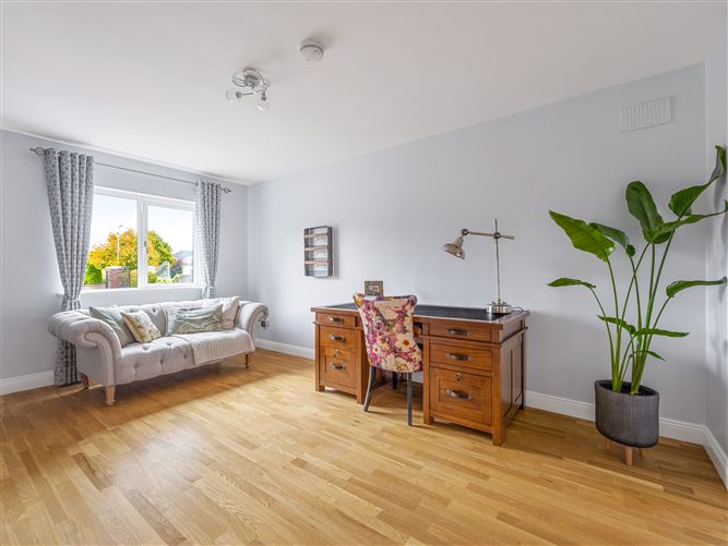 Bellview House, Green Road , Curragh, Kildare