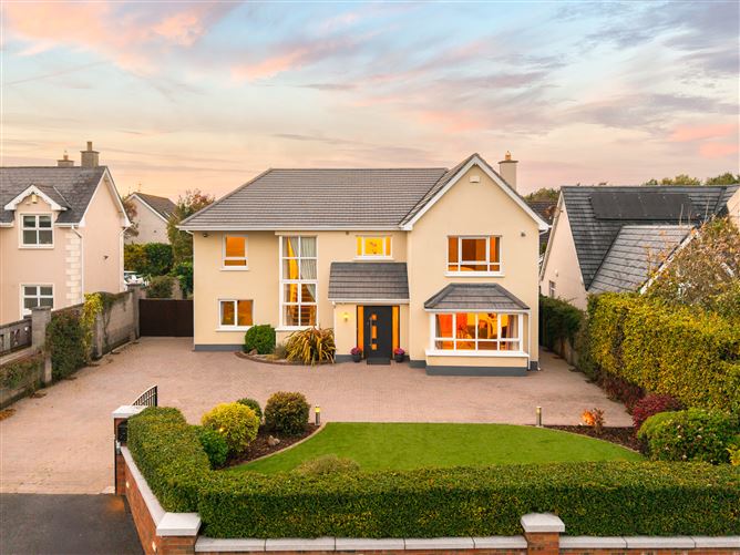 Bellview House, Green Road , Curragh, Kildare