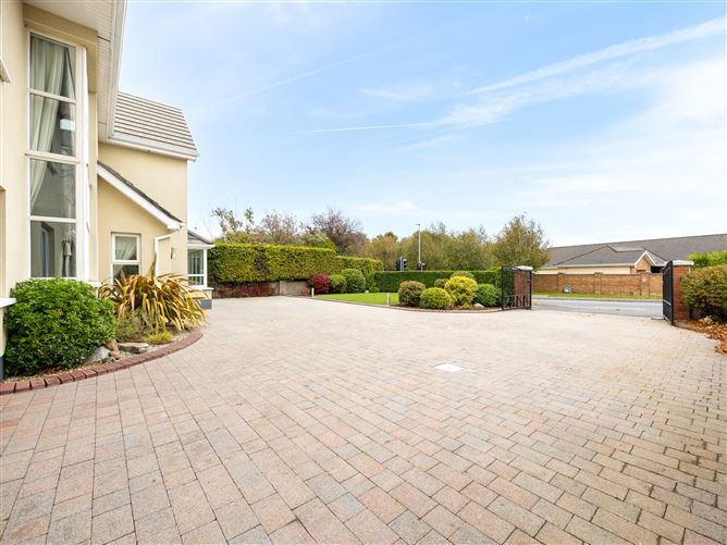 Bellview House, Green Road , Curragh, Kildare