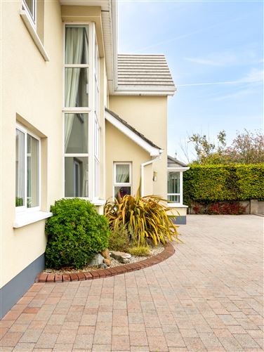 Bellview House, Green Road , Curragh, Kildare