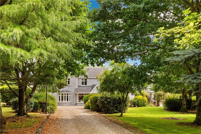 https://photos-a.propertyimages.ie/media/1/5/4/4944451/f157aa3c-f3d5-4579-8785-5012006e4246_l.jpg