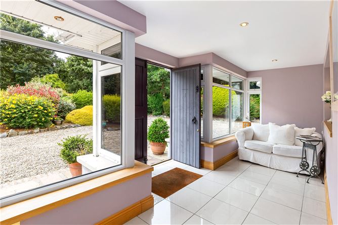 https://photos-a.propertyimages.ie/media/1/5/4/4944451/f157aa3c-f3d5-4579-8785-5012006e4246_l.jpg