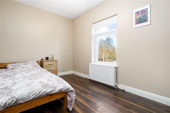 7 Lansdowne Valley, Walkinstown, Dublin 8P7