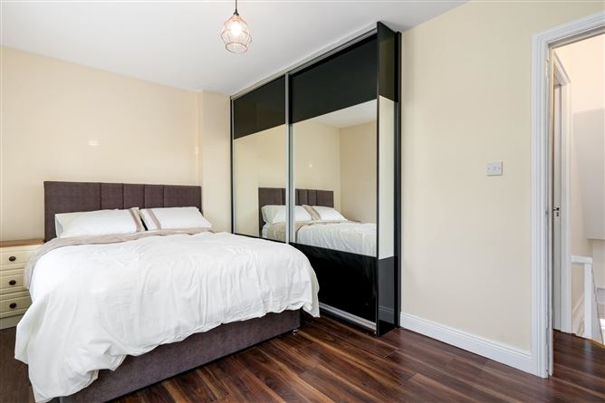 7 Lansdowne Valley, Walkinstown, Dublin 8P7