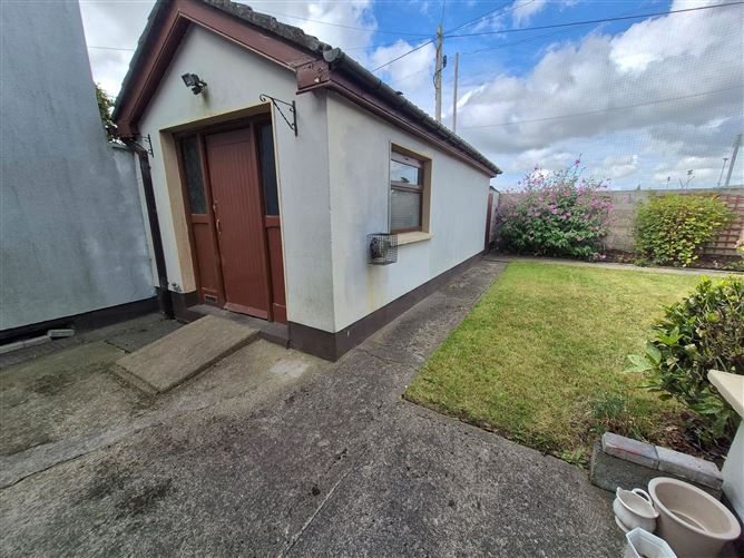 Photo 15 of 17 — 12 Hillview, Drogheda, Louth