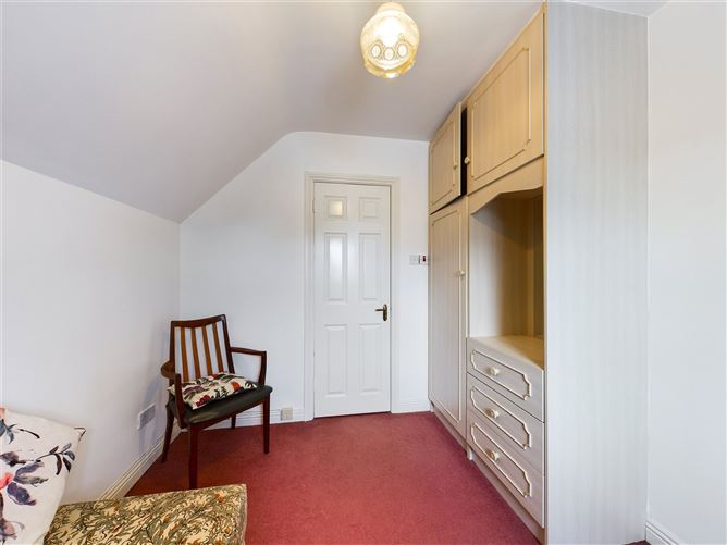 2 Showgrounds View, Ennis, Co. Clare