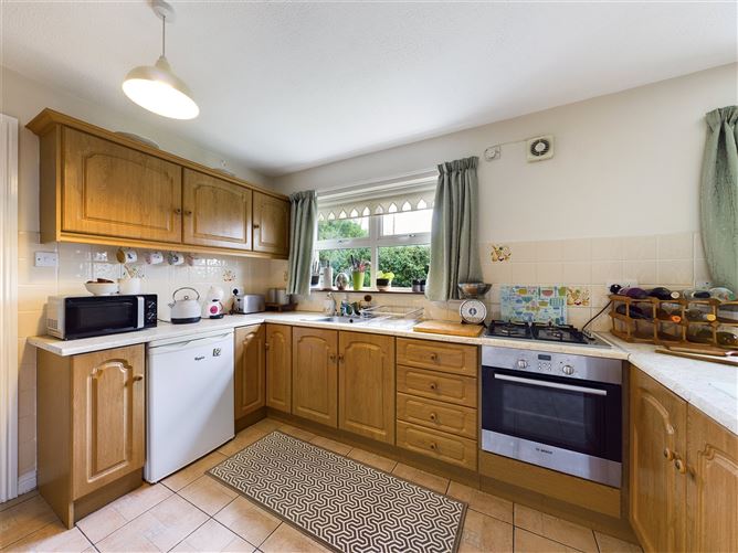 2 Showgrounds View, Ennis, Co. Clare