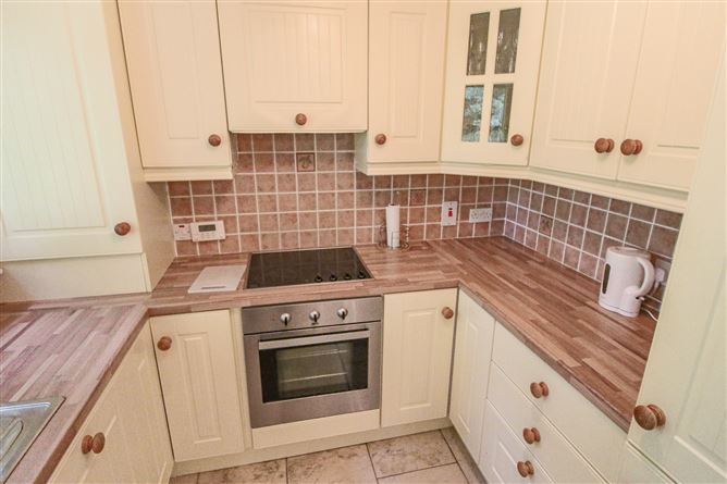 23 Lord Leitrim Court, Lough Rynn Estate, Mohill, Co. Leitrim