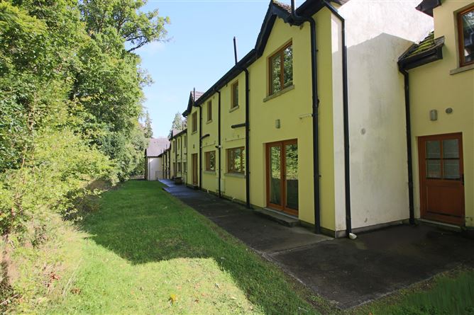 23 Lord Leitrim Court, Lough Rynn Estate, Mohill, Co. Leitrim