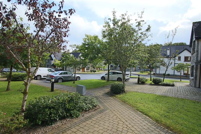 23 Lord Leitrim Court, Lough Rynn Estate, Mohill, Co. Leitrim