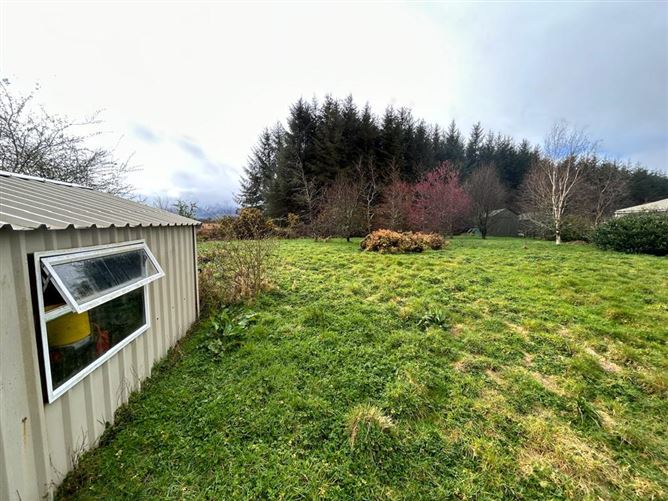 1 Sliabh Alainn, Lissyconnor, Gneeveguilla, Co. Kerry