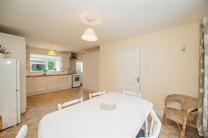 Quayside Cottage, The Quay, Thomastown, Co. Kilkenny