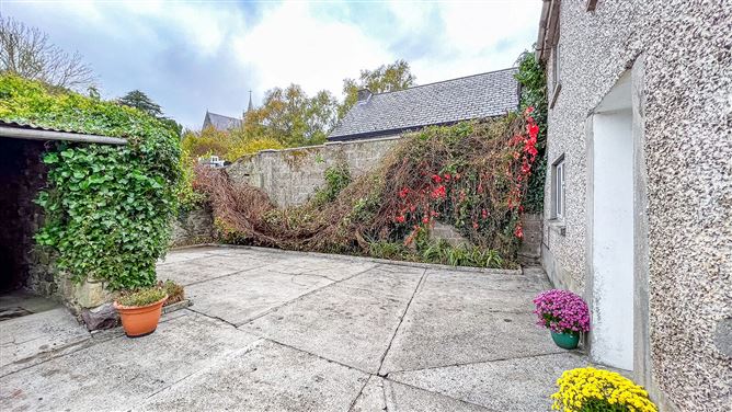 Quayside Cottage, The Quay, Thomastown, Co. Kilkenny