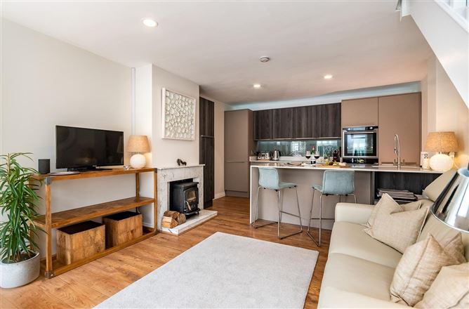 Luxury Designer Townhouse Kenmare,Henry Court