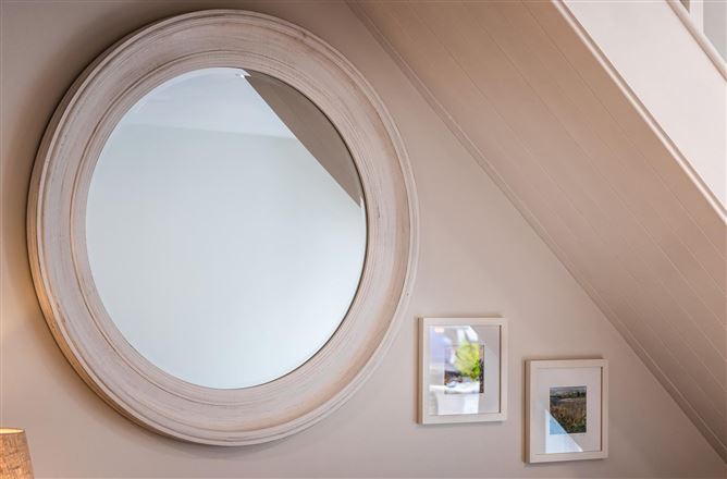 Luxury Designer Townhouse Kenmare,Henry Court