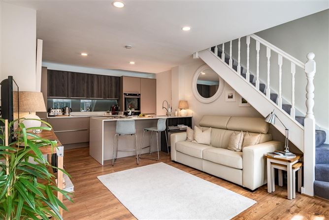 Luxury Designer Townhouse Kenmare,Henry Court