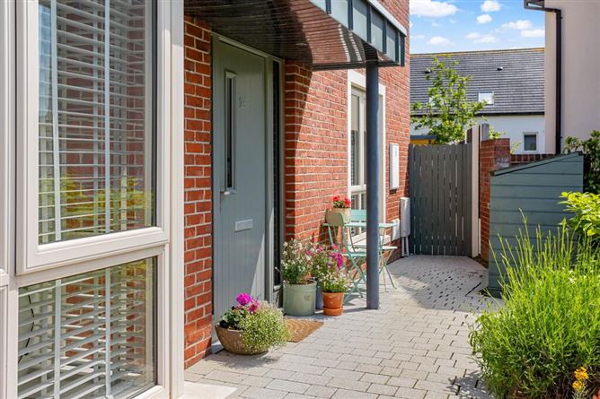 23 Shackleton Way, Lucan, Dublin