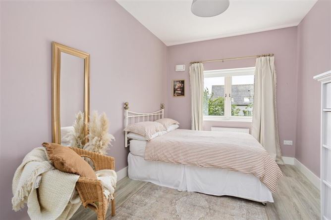 23 Shackleton Way, Lucan, Dublin