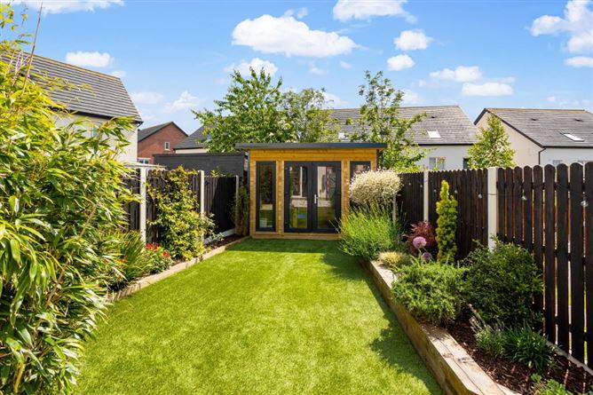 23 Shackleton Way, Lucan, Dublin