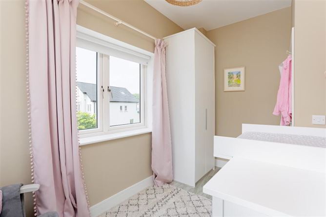 23 Shackleton Way, Lucan, Dublin