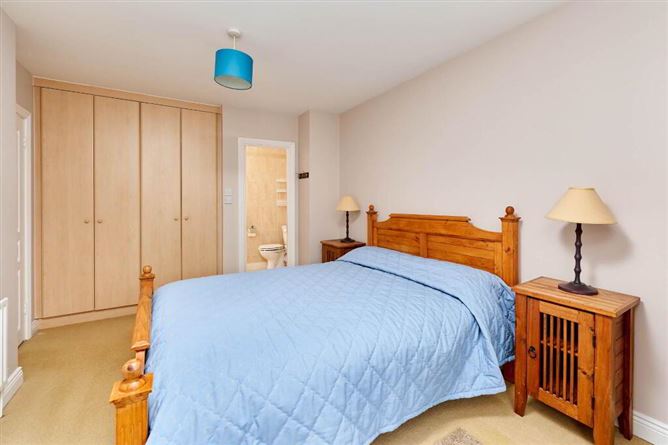 143 Athlumney Castle, Navan, Meath