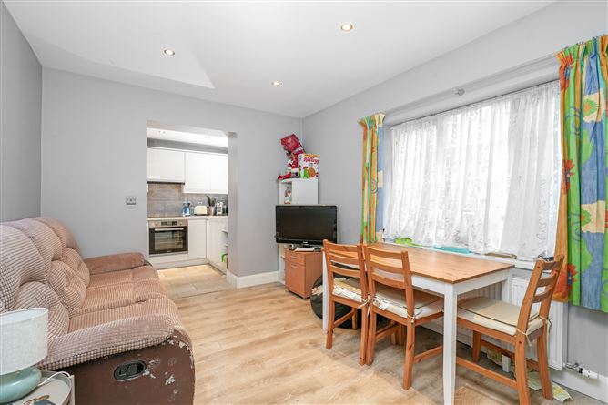 6 Raleigh Square Crumlin Dublin 12