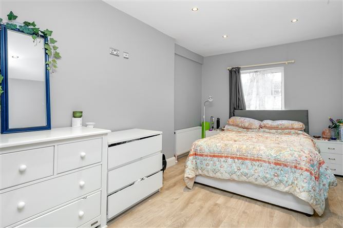 6 Raleigh Square Crumlin Dublin 12