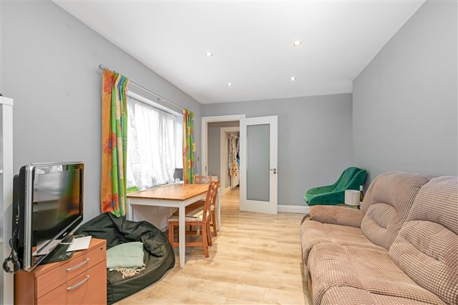 6 Raleigh Square Crumlin Dublin 12