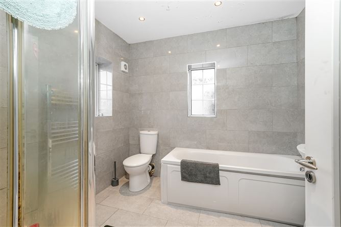 6 Raleigh Square Crumlin Dublin 12