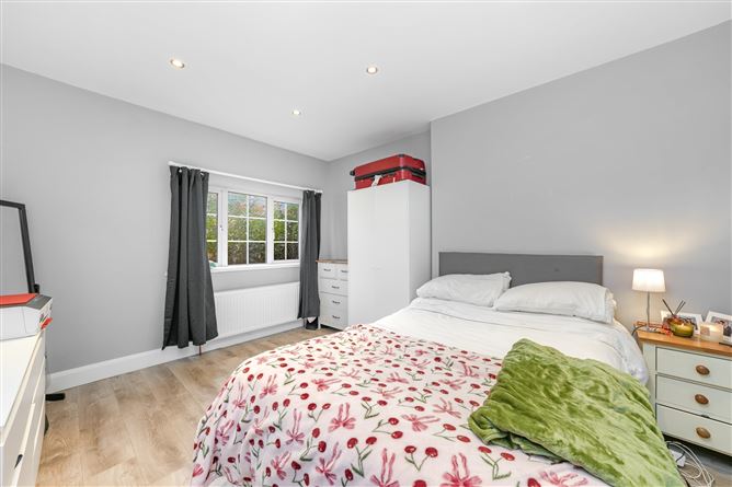 6 Raleigh Square Crumlin Dublin 12