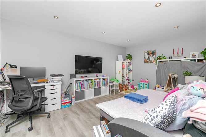 6 Raleigh Square Crumlin Dublin 12