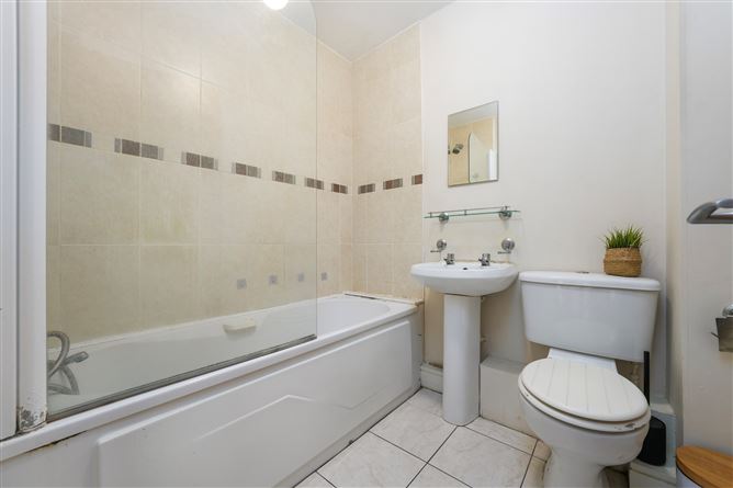 76 Hampton Wood Avenue, Finglas, Dublin 11