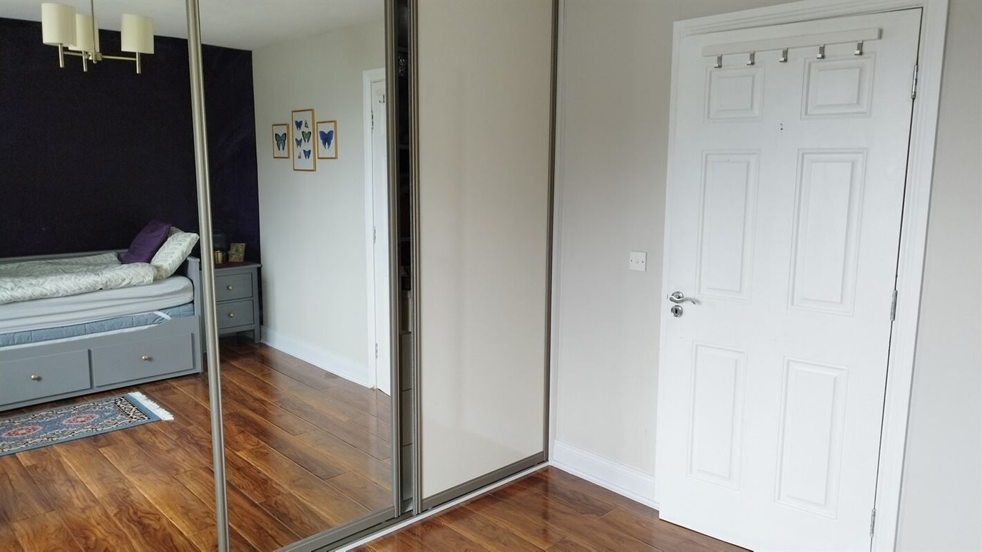 Cosy room for a female in Sligo, Co. Sligo