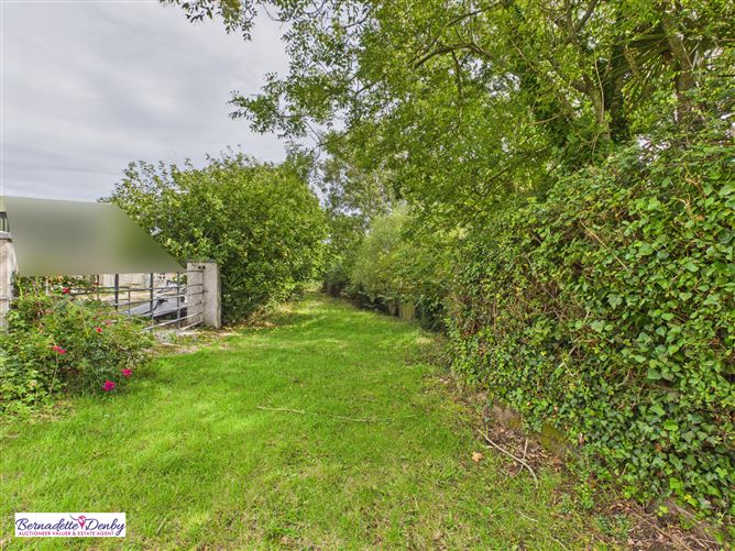 Cross Scales, Tomhaggard, Wexford