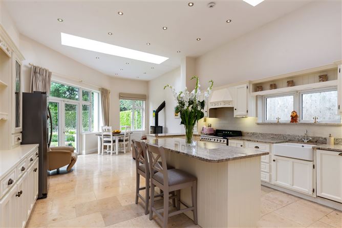 San Quirico, The Coppins, Brighton Road, Foxrock, Dublin 18