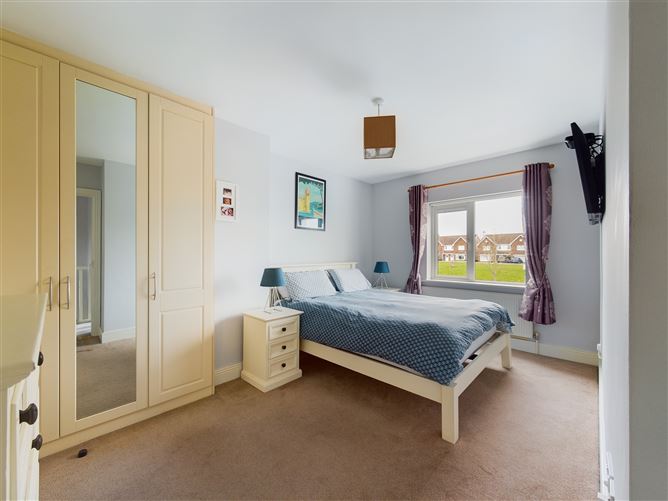 14 Carmen Lawn, Belmont, Rochestown, Cork