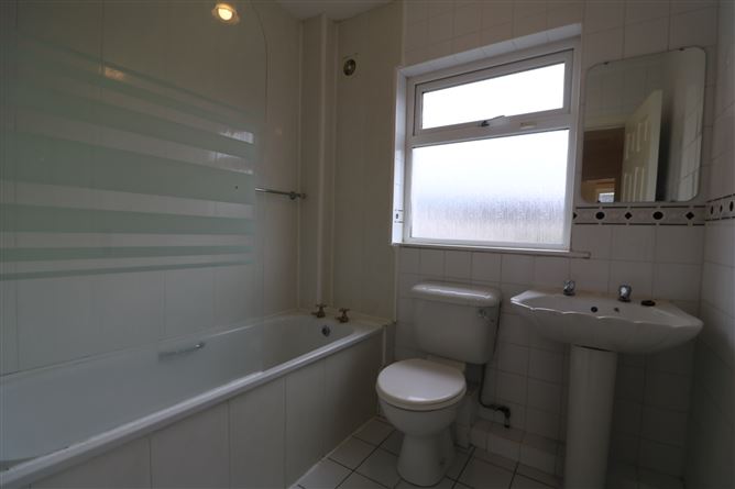 632 Riverforest, Leixlip, Kildare