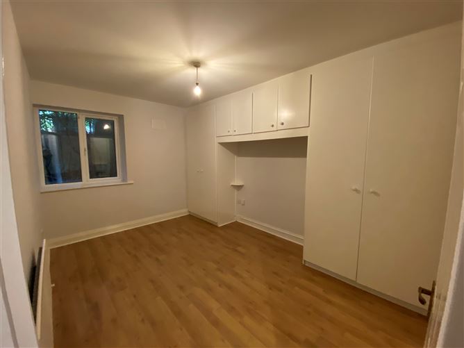 7 Hillcrest Manor, Templeogue, Dublin 6W
